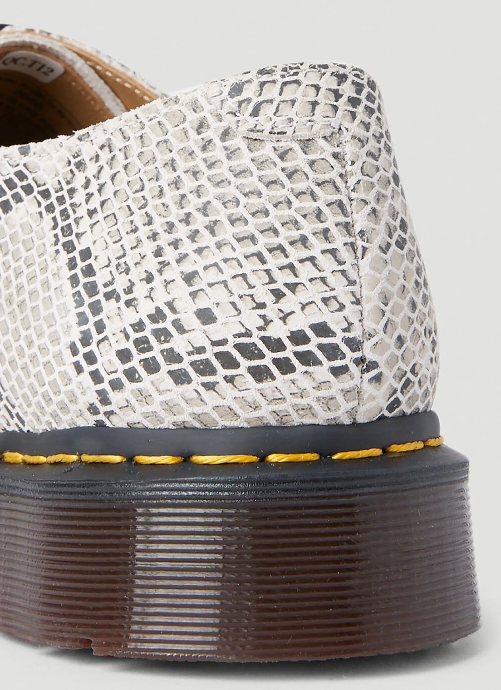 2046 Shoes>Dr. Martens Hot