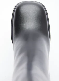 Aevitas Single Platform Leather Boots></noscript>Versace Hot