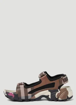 Arthur Check Sandals><noscript><img width=