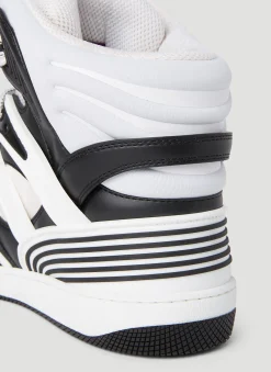 Men Gucci Sneakers^Basket Sneakers