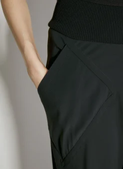 Bias Pants><noscript><img width=