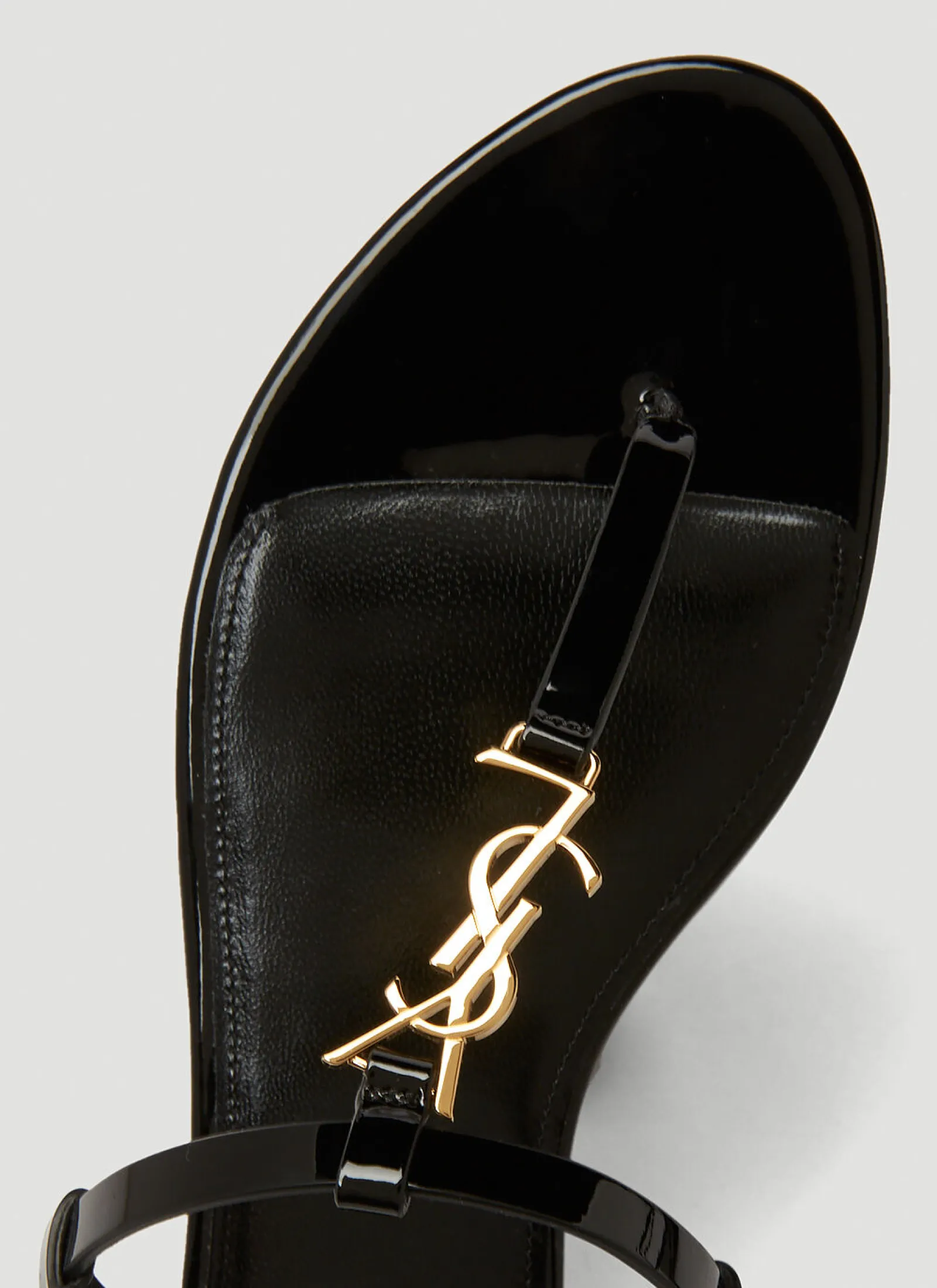 Cassandra Monogram Plaque Sandals>Saint Laurent Discount