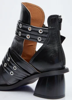 Chunky Buckle Open Cut Boots></noscript>GANNI New