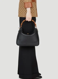 Diana Medium Shoulder Bag>Gucci