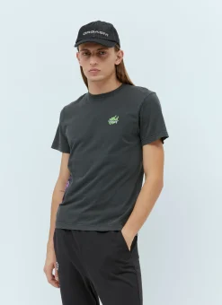 Men Carne Bollente T-Shirts^Earth Beat T-Shirt