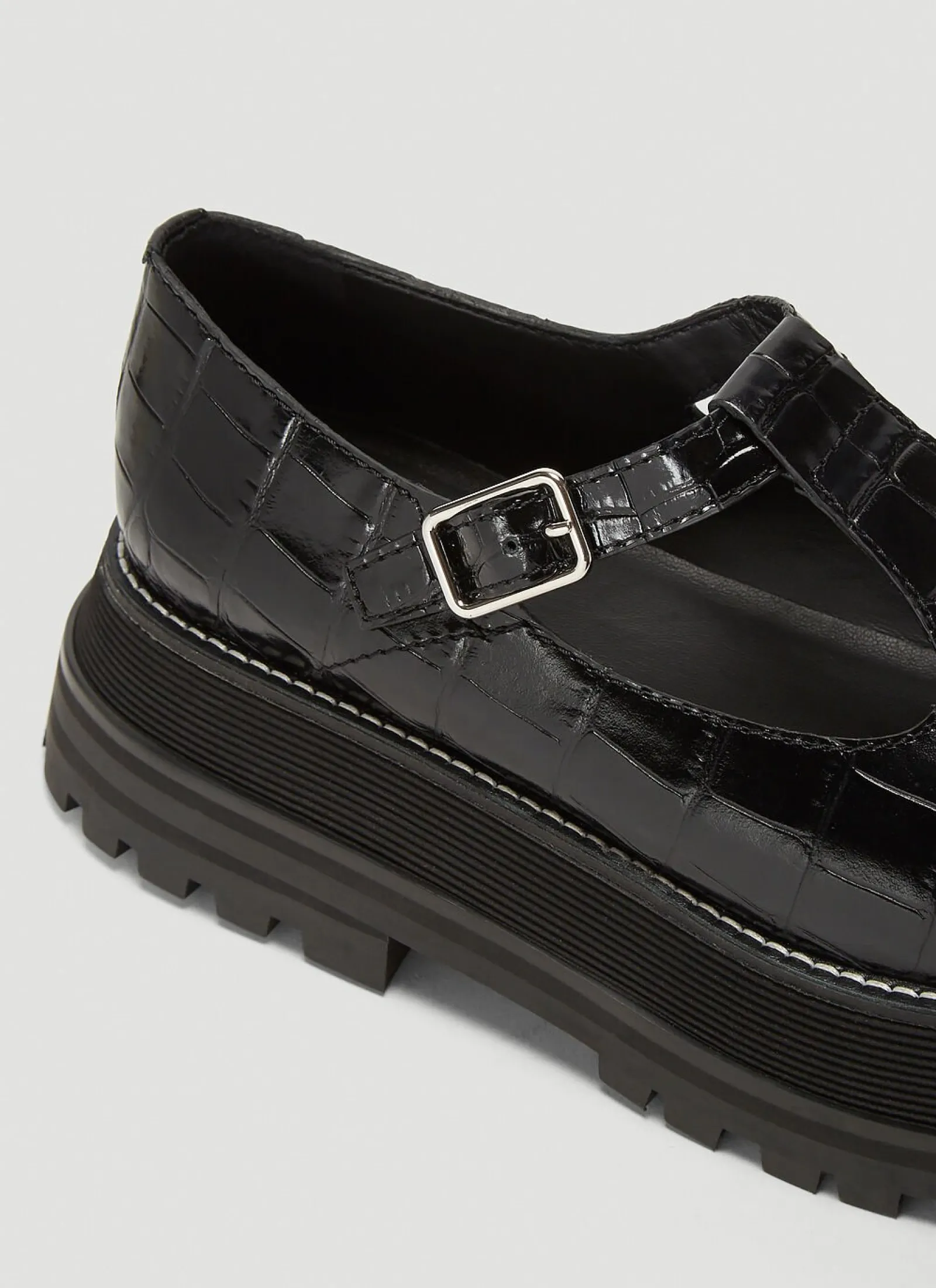 Embossed Leather Mary Jane Shoes>Burberry Hot