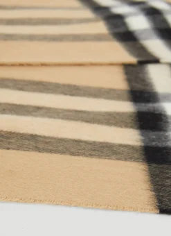 Men Burberry Scarves^Giant Check Scarf