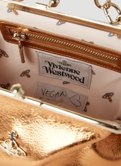 Granny Frame Clutch Bag><noscript><img width=