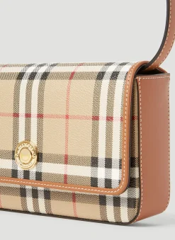 Hampshire Shoulder Bag></noscript>Burberry Hot