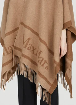 Hilde Poncho><noscript><img width=