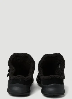 Hood Clogs><noscript><img width=