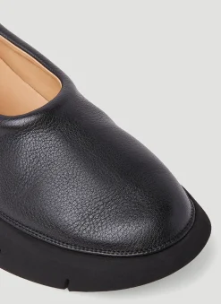 Intagliata Track Flats><noscript><img width=