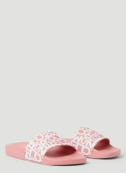 Jeanne Slides>Moncler