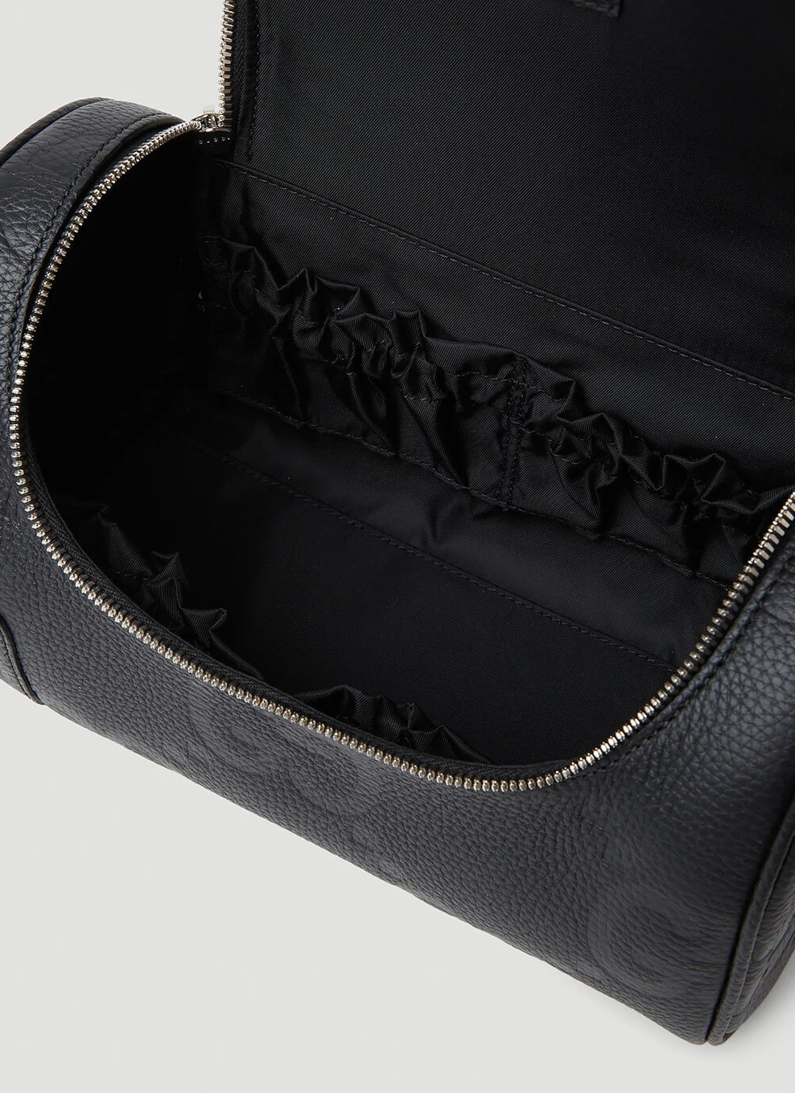 Men Gucci Weekend Bags^Jumbo Gg Small Toiletry Case