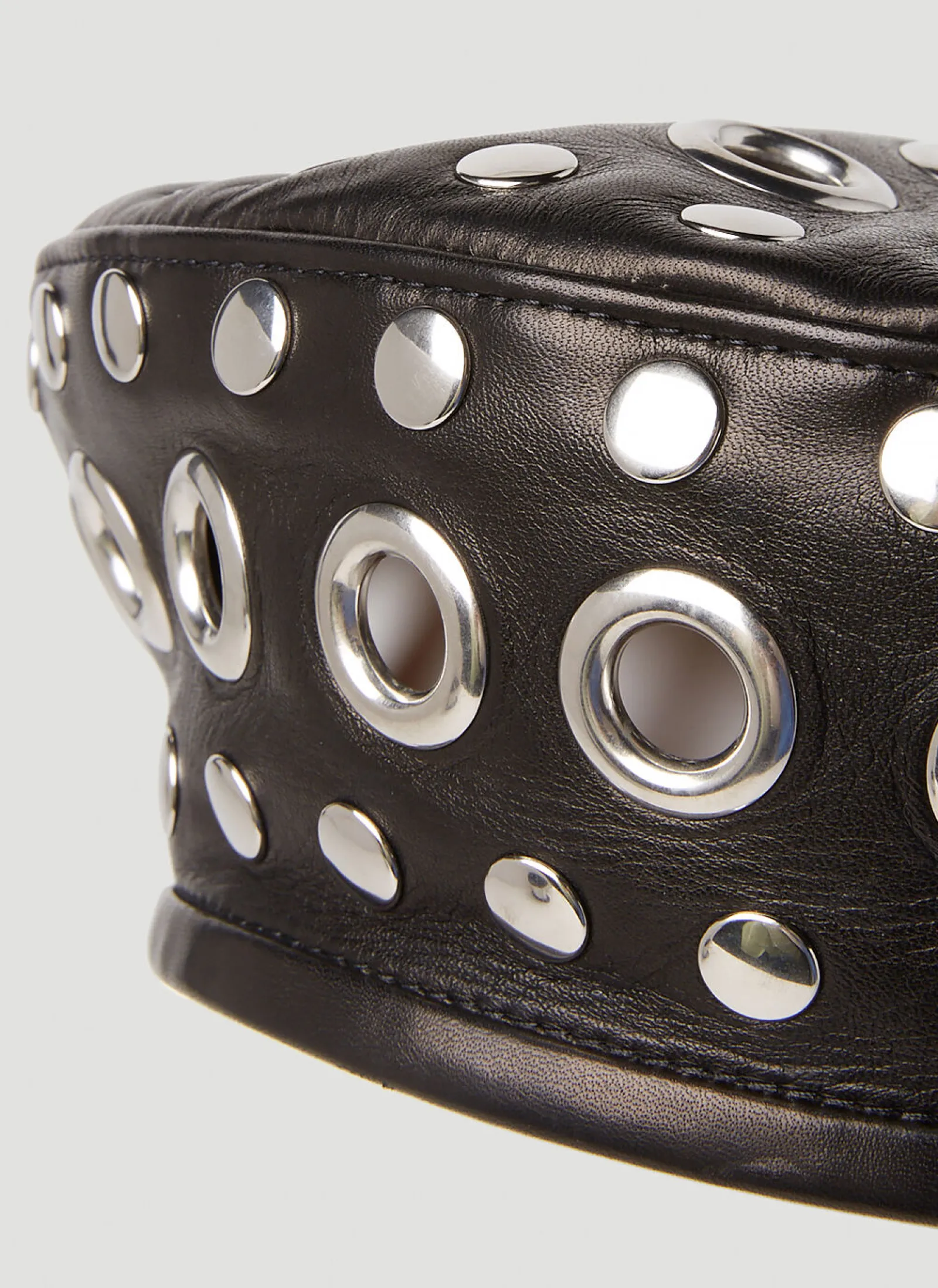 Men Gucci Hats^Leather Embellished Beret