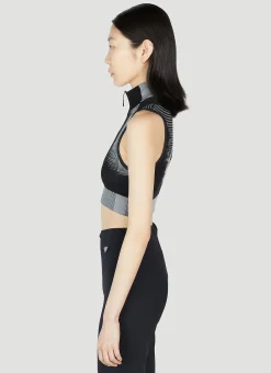 Logo Crop Top><noscript><img width=