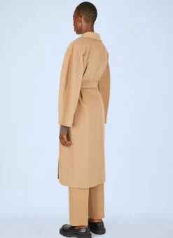 3Madame Coat><noscript><img width=