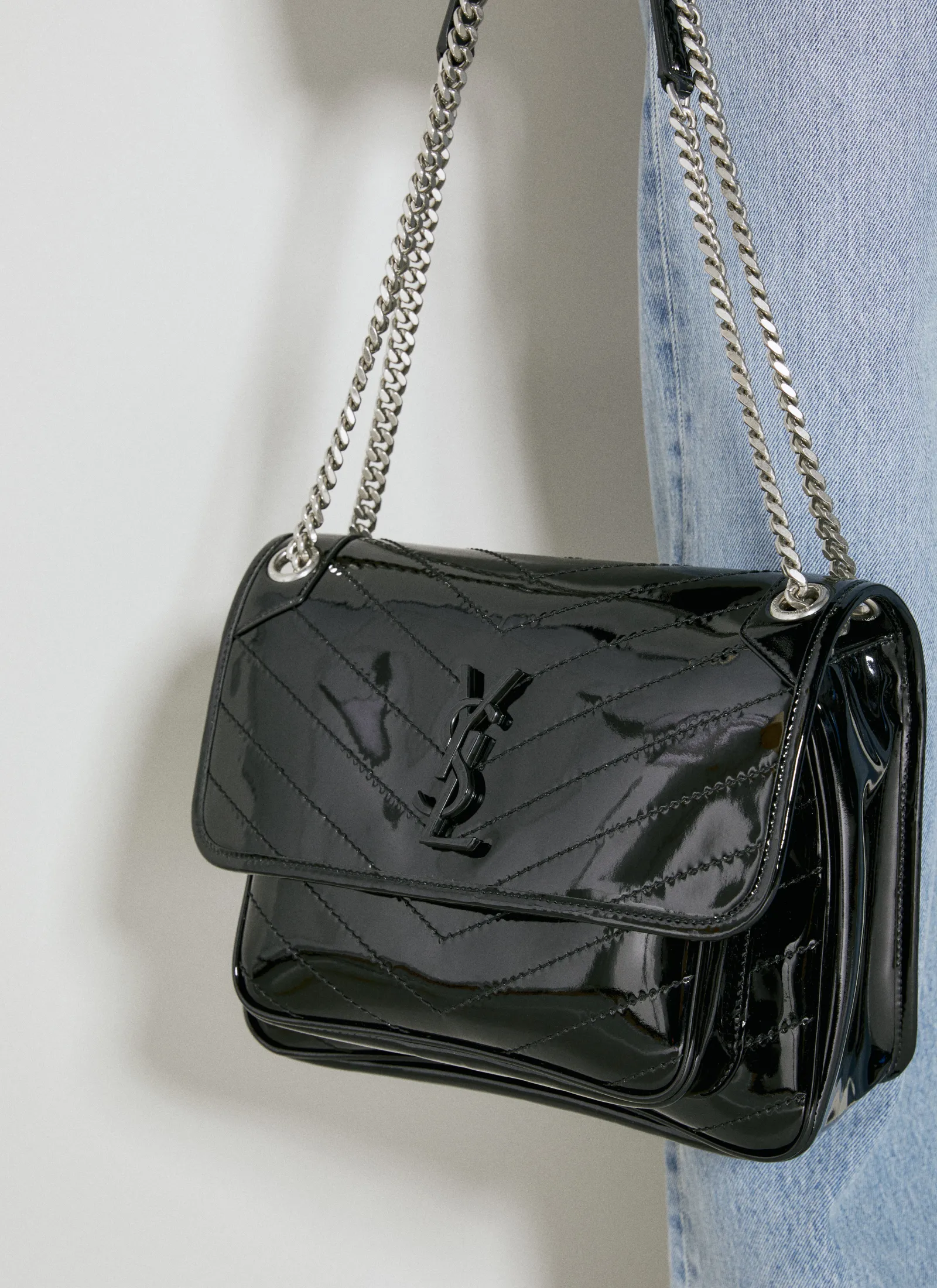 Medium Niki Shoulder Bag>Saint Laurent