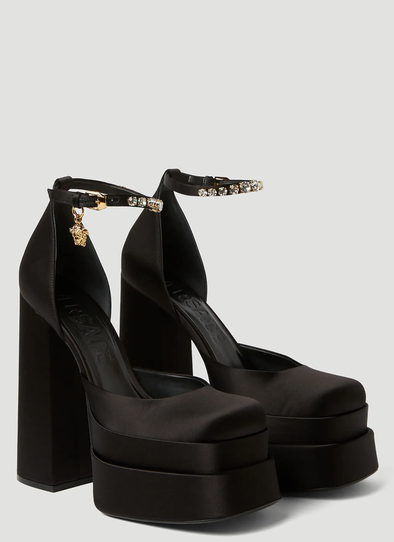 Medusa Aevitas Platforms>Versace