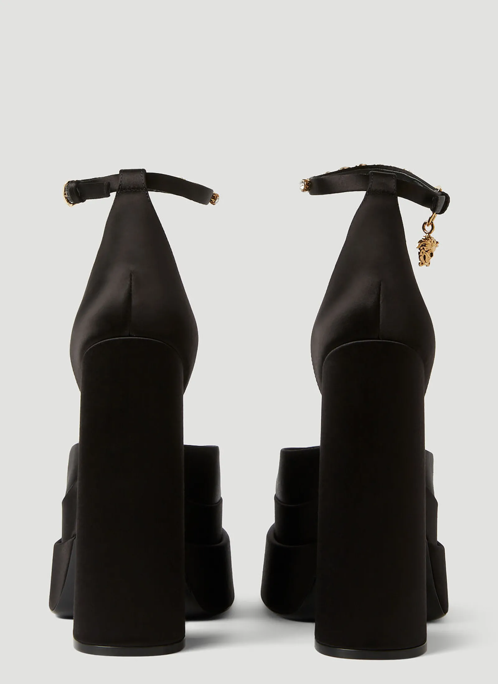 Medusa Aevitas Platforms>Versace