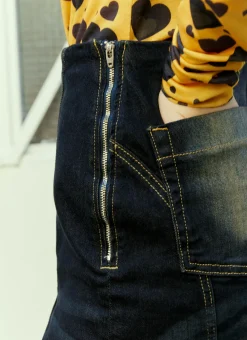 Mini Heart Denim Skirt></noscript>Reward If Found Online