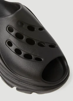 Moulded Clogs><noscript><img width=