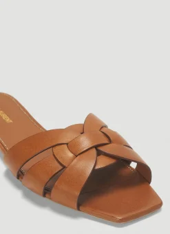 Nu Pieds 05 Leather Sandals></noscript>Saint Laurent