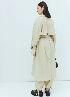 Oona Trenchcoat></noscript>Rejina Pyo