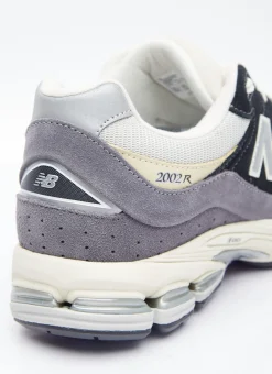 Men New Balance Sneakers^2002R Sneakers