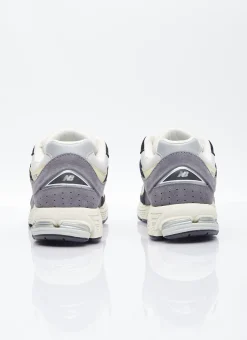 Men New Balance Sneakers^2002R Sneakers