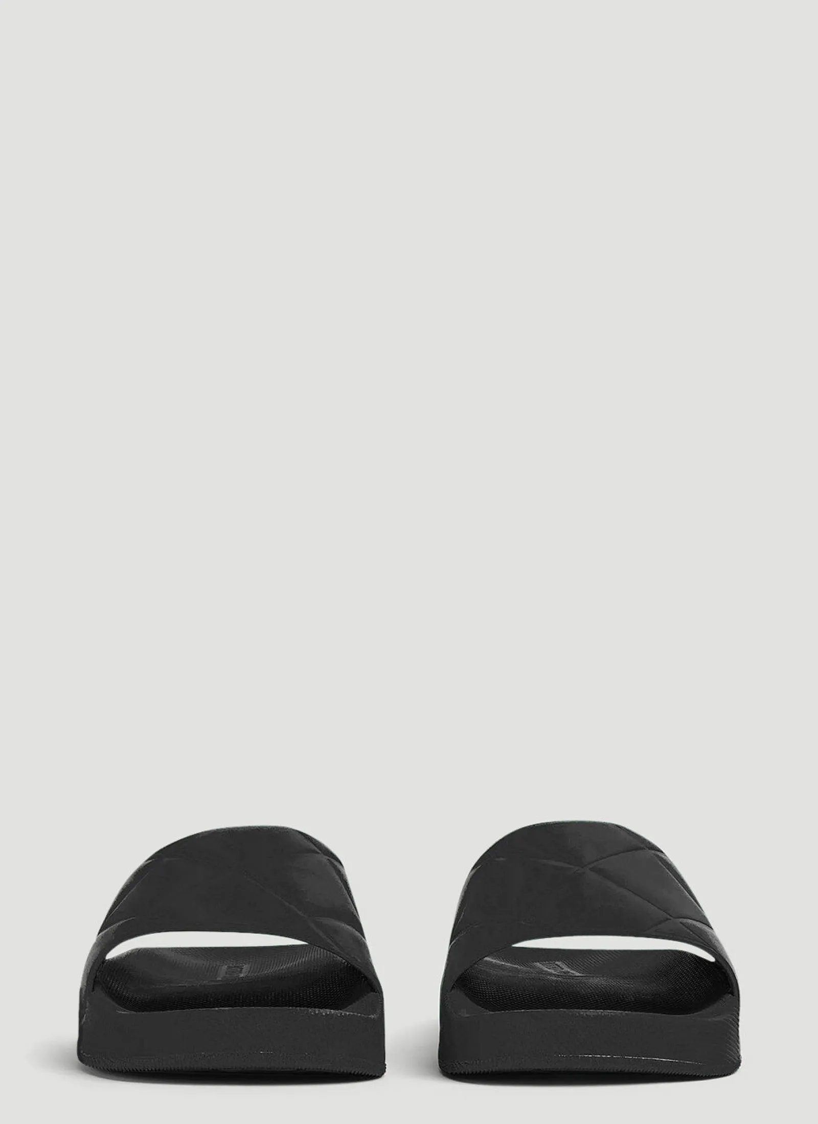 Slider Slides>Bottega Veneta Best