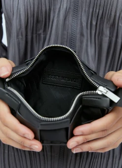 Square Cut-Out Shoulder Bag></noscript>Issey Miyake Hot