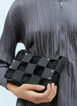 Square Cut-Out Shoulder Bag></noscript>Issey Miyake Hot