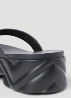 Thong Platform Sandals></noscript>Gucci Clearance