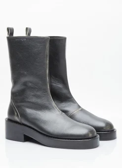 Used Leather Zip Ankle Boots></noscript>Courrèges Hot
