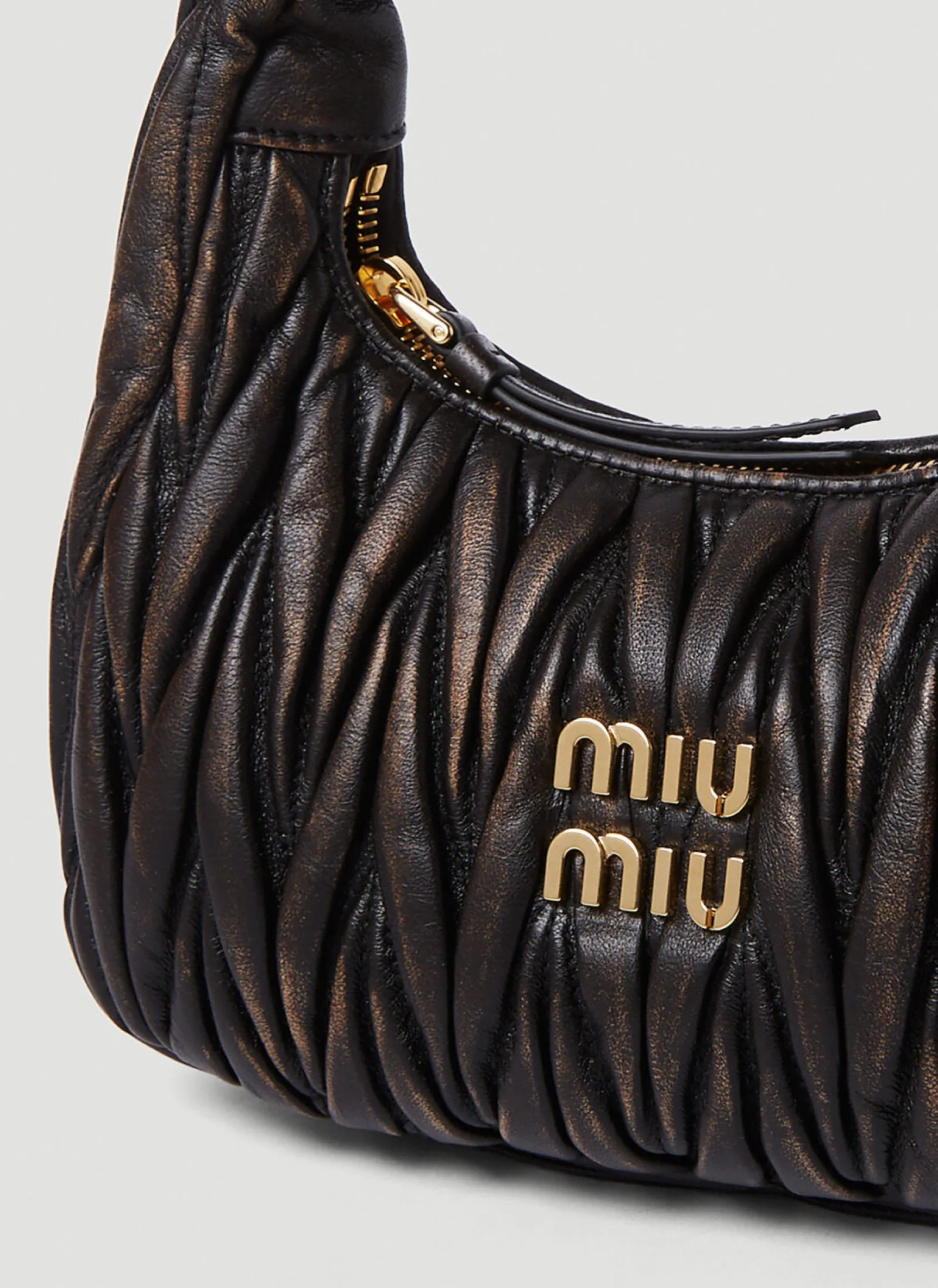 Wander Matelasse Mini Handbag>Miu Miu